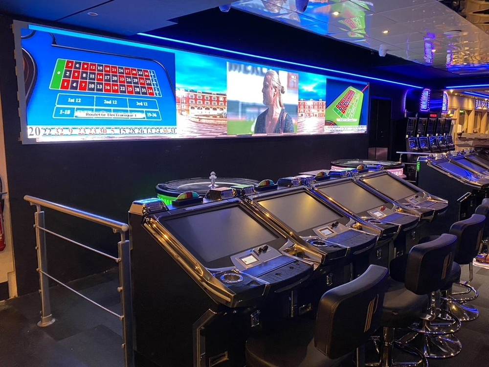 Salle de jeux sous vidéosurveillance